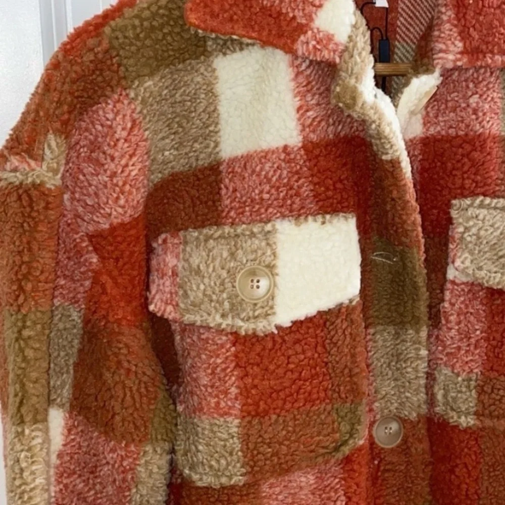 Vigoss Plaid Shirt NWT Faux Shearling Shacket